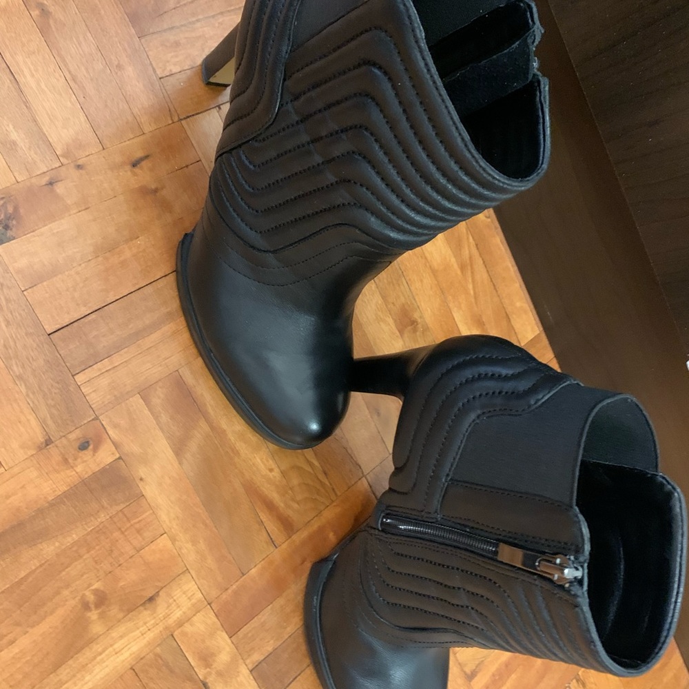 🌸HOST PICK🌸 French connection booties - Picture 2 of 11